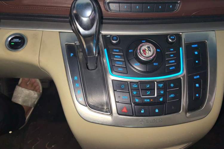 Used Buick GL8 2014 3.0L GT Luxury Business Haoya Edition Gear Lever