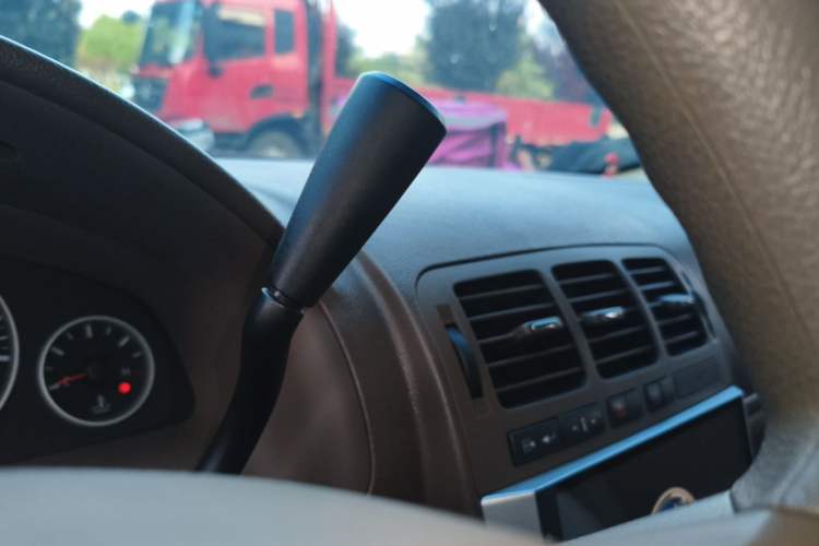 Used Buick GL8 2014 2.4L Classic Edition Gear Lever