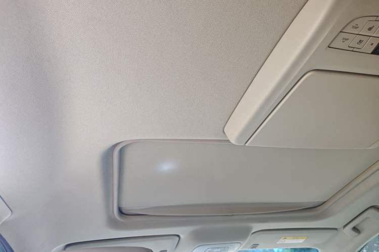 Used Buick GL8 2014 3.0L XT Luxury Business Flagship Edition Headliner