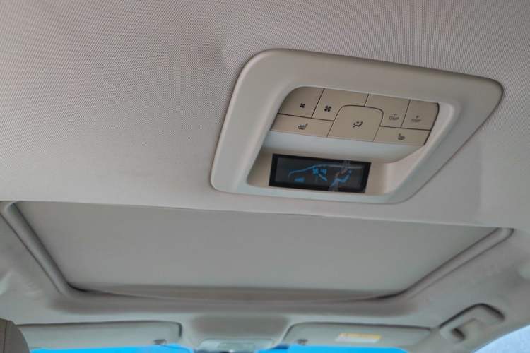 Used Buick GL8 2014 3.0L GT Luxury Business Haoya Edition Headliner