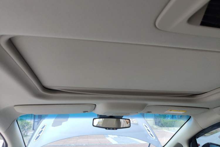 Used Buick GL8 2014 3.0L GT Luxury Business Haoya Edition Headliner