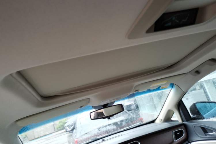 Used Buick GL8 2014 3.0L GT Luxury Business Haoya Edition Headliner