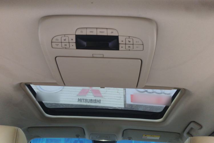 Used Buick GL8 2014 3.0L XT Luxury Business Flagship Edition Headliner