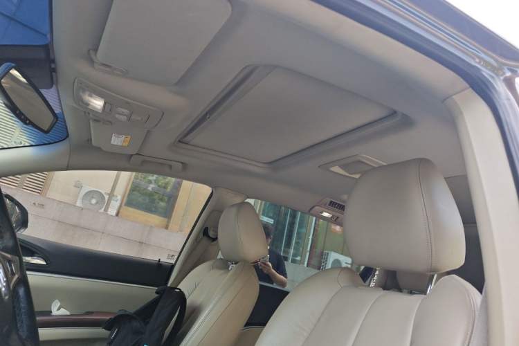 Used Buick GL8 2014 2.4L LT Luxury Business Executive Edition Headliner