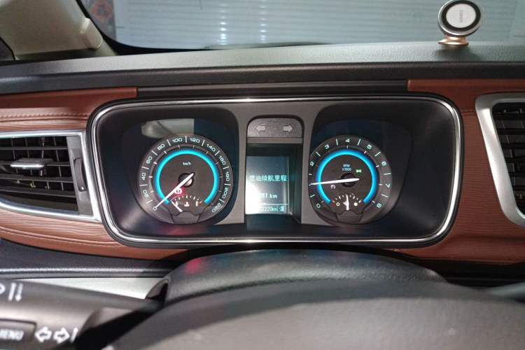 Used Buick GL8 2014 2.4L LT Luxury Business Executive Edition Instrument Cluster