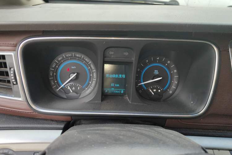 Used Buick GL8 2014 3.0L GT Luxury Business Haoya Edition Instrument Cluster
