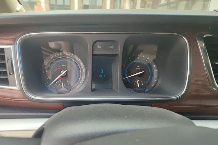 Used Buick GL8 2014 3.0L XT Luxury Business Flagship Edition Instrument Cluster