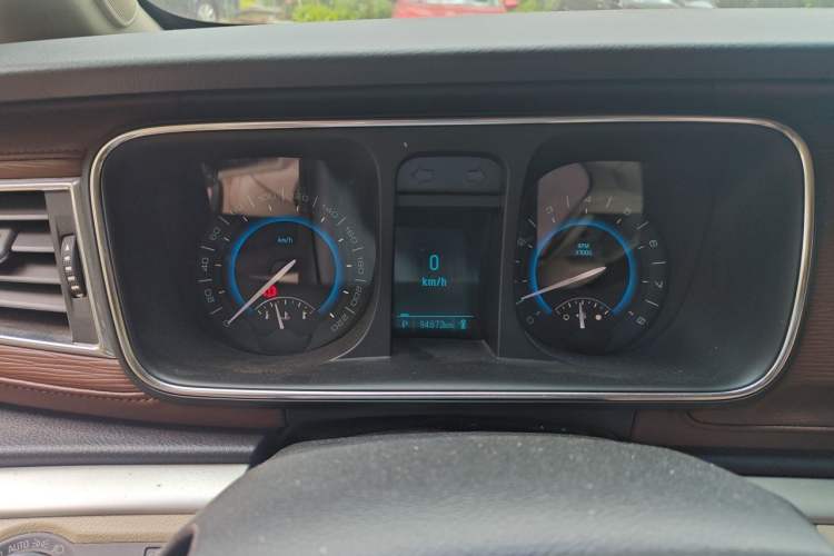 Used Buick GL8 2014 3.0L XT Luxury Business Flagship Edition Instrument Cluster