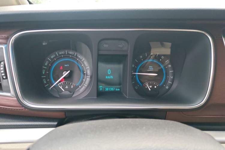 Used Buick GL8 2014 3.0L GT Luxury Business Haoya Edition Instrument Cluster