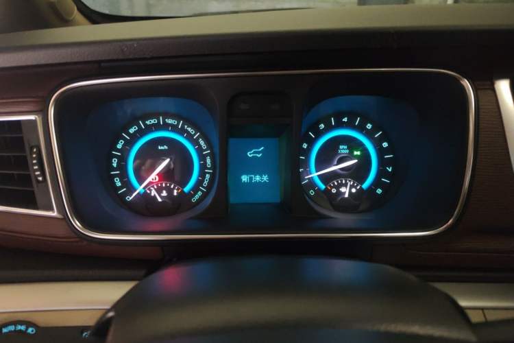 Used Buick GL8 2014 3.0L GT Luxury Business Haoya Edition Instrument Cluster