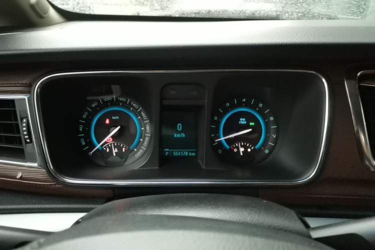 Used Buick GL8 2014 3.0L GT Luxury Business Haoya Edition Instrument Cluster