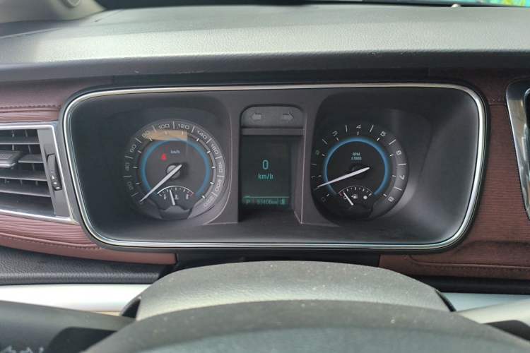 Used Buick GL8 2014 3.0L GT Luxury Business Haoya Edition Instrument Cluster