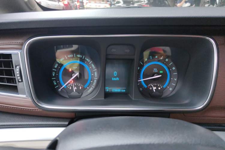 Used Buick GL8 2014 2.4L CT Luxury Business Comfort Edition Instrument Cluster