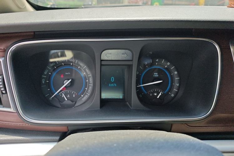 Used Buick GL8 2014 2.4L LT Luxury Business Executive Edition Instrument Cluster