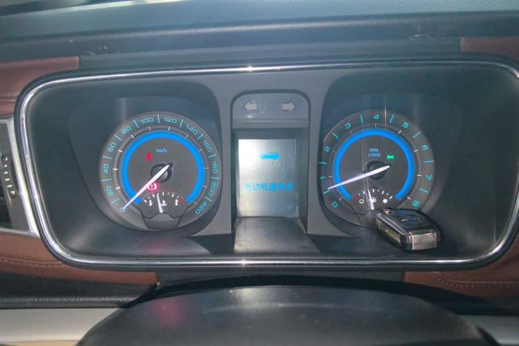 Used Buick GL8 2014 3.0L GT Luxury Business Haoya Edition Instrument Cluster