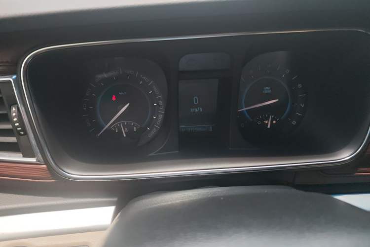 Used Buick GL8 2014 2.4L CT Luxury Business Comfort Edition Instrument Cluster