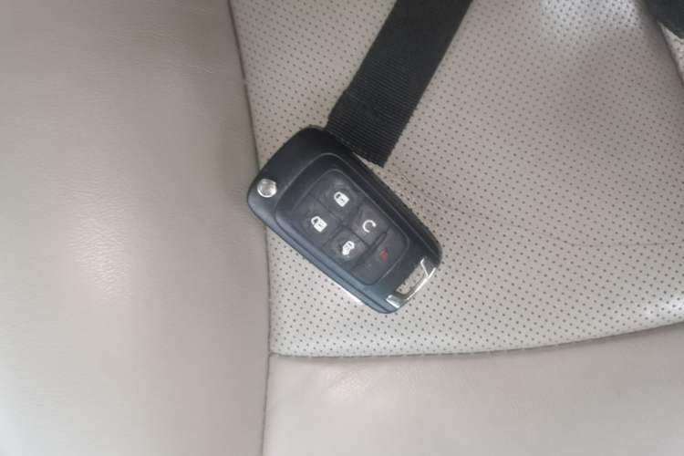 Used Buick GL8 2014 3.0L XT Luxury Business Flagship Edition Interior 1