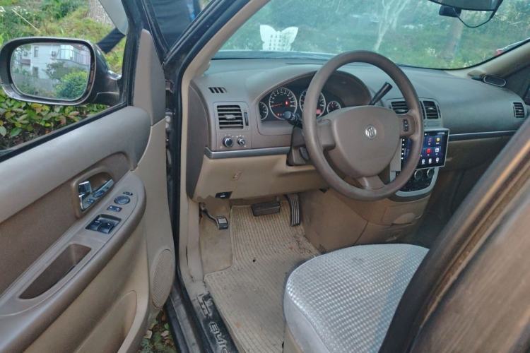 Used Buick GL8 2014 2.4L Classic Edition Interior 3
