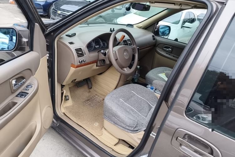 Used Buick GL8 2014 2.4L Classic Edition Interior 3