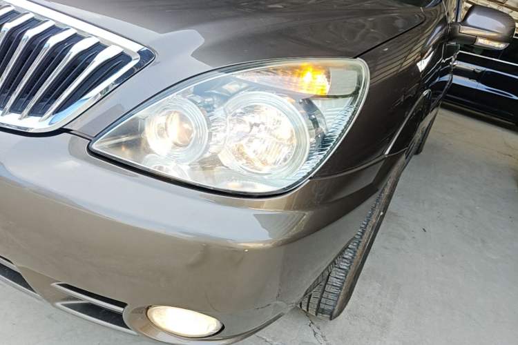 Used Buick GL8 2014 2.4L Classic Edition Left Front Headlight