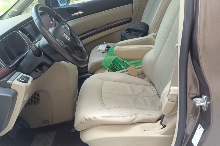 Used Buick GL8 2014 3.0L XT Luxury Business Flagship Edition Left Front Seat