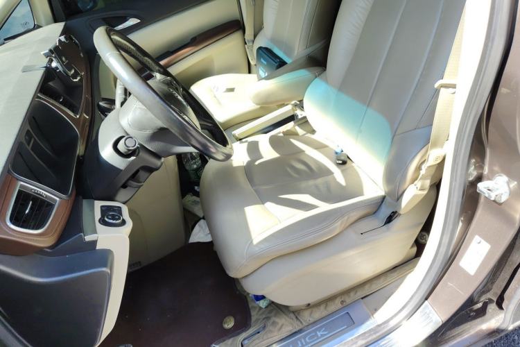 Used Buick GL8 2014 3.0L XT Luxury Business Flagship Edition Left Front Seat