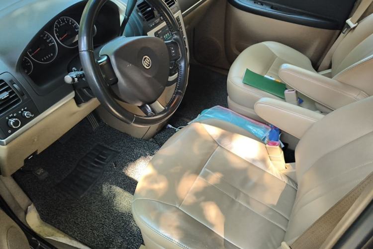 Used Buick GL8 2014 2.4L Executive Edition Left Front Seat