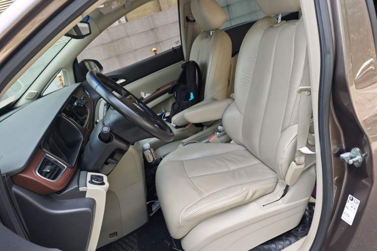 Used Buick GL8 2014 2.4L LT Luxury Business Executive Edition Left Front Seat