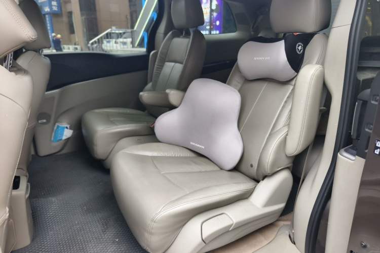 Used Buick GL8 2014 3.0L XT Luxury Business Flagship Edition Left Rear Seat