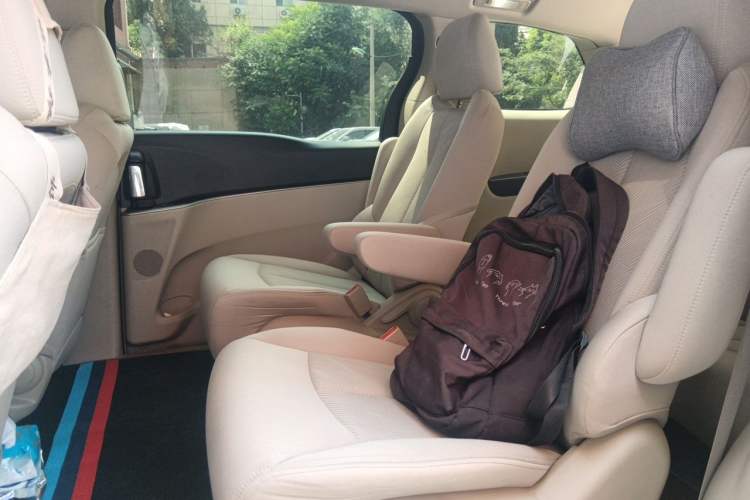Used Buick GL8 2014 2.4L CT Luxury Business Comfort Edition Left Rear Seat