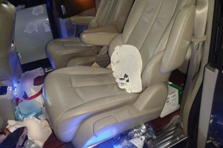 Used Buick GL8 2014 2.4L LT Luxury Business Executive Edition Left Rear Seat