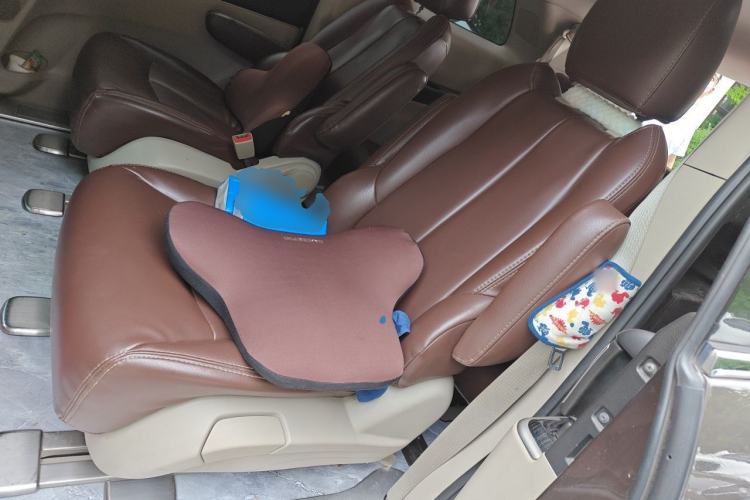 Used Buick GL8 2014 2.4L CT Luxury Business Comfort Edition Left Rear Seat