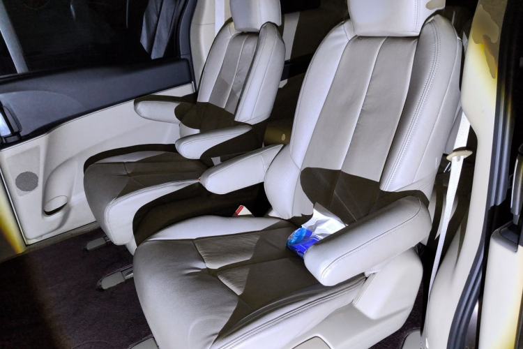 Used Buick GL8 2014 2.4L CT Luxury Business Comfort Edition Left Rear Seat