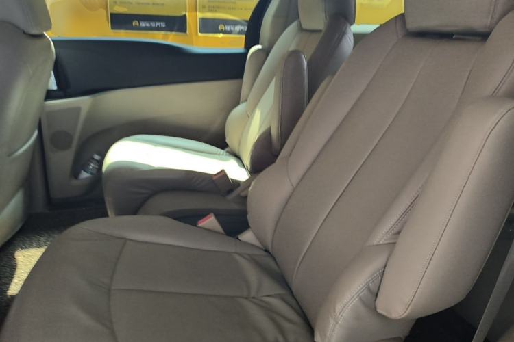 Used Buick GL8 2014 2.4L CT Luxury Business Comfort Edition Left Rear Seat