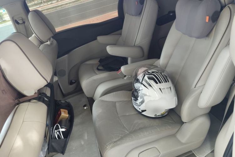 Used Buick GL8 2014 2.4L CT Luxury Business Comfort Edition Left Rear Seat