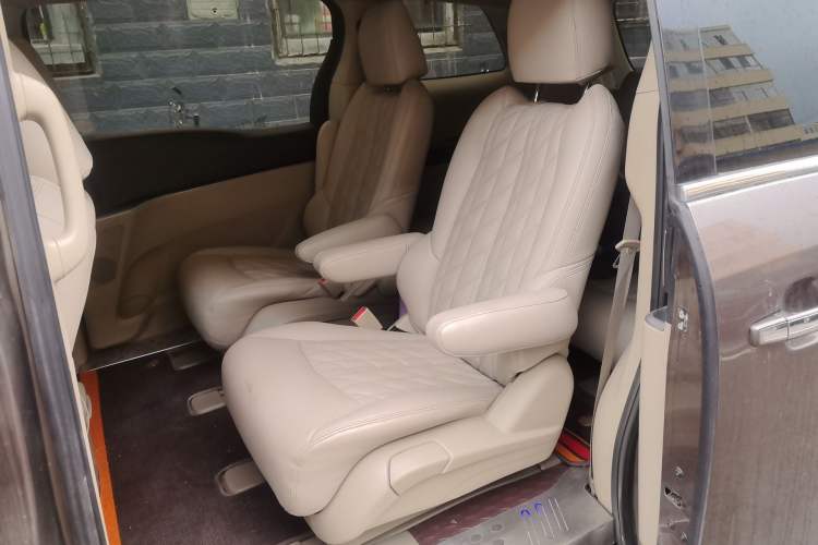 Used Buick GL8 2014 3.0L GT Luxury Business Haoya Edition Left Rear Seat