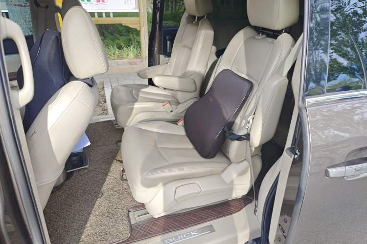 Used Buick GL8 2014 3.0L XT Luxury Business Flagship Edition Left Rear Seat