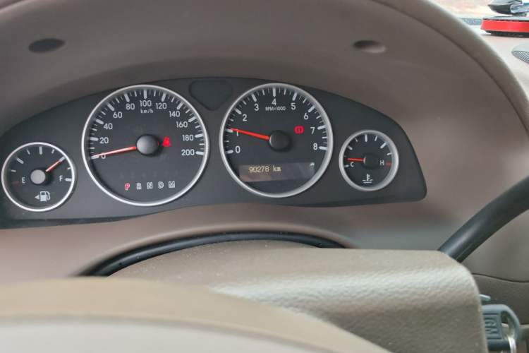 Used Buick GL8 2014 2.4L Classic Edition Odometer Close Up