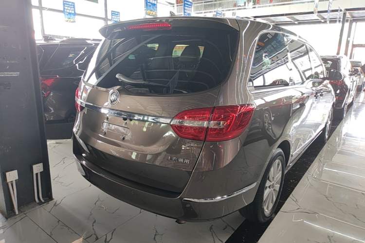 Used Buick GL8 2014 2.4L LT Luxury Business Executive Edition Rear Right 45 Deg