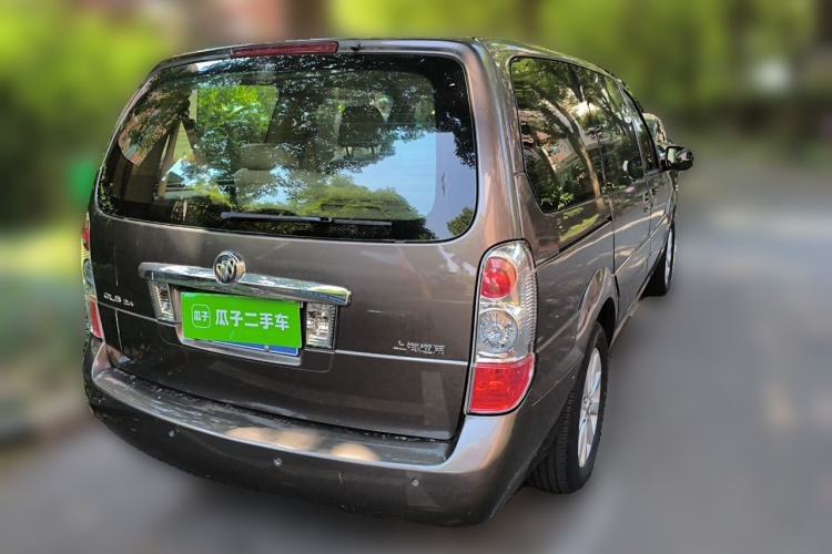 Used Buick GL8 2014 2.4L Executive Edition Rear Right 45 Deg