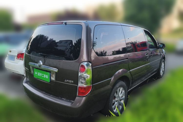 Used Buick GL8 2014 2.4L Classic Edition Rear Right 45 Deg