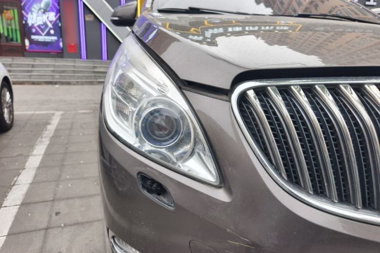 Used Buick GL8 2014 3.0L XT Luxury Business Flagship Edition Right Front Headlight