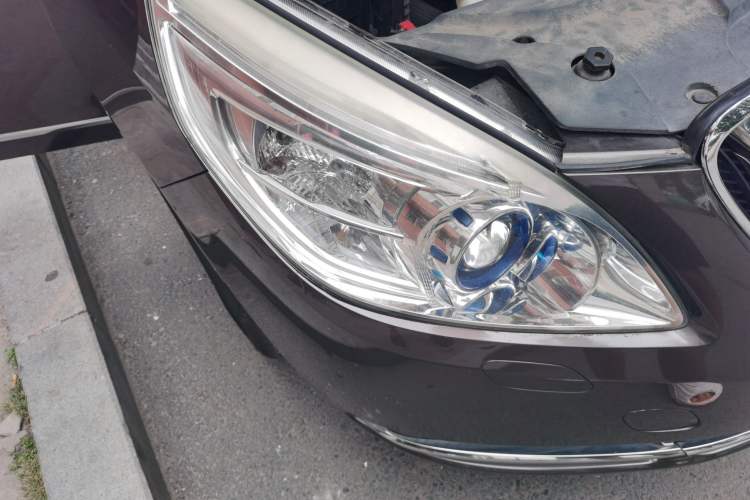 Used Buick GL8 2014 3.0L GT Luxury Business Haoya Edition Right Front Headlight