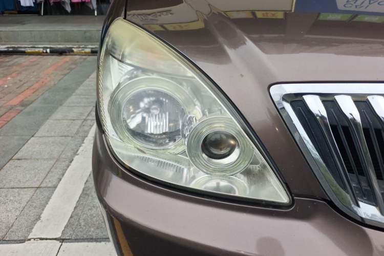 Used Buick GL8 2014 2.4L Classic Edition Right Front Headlight