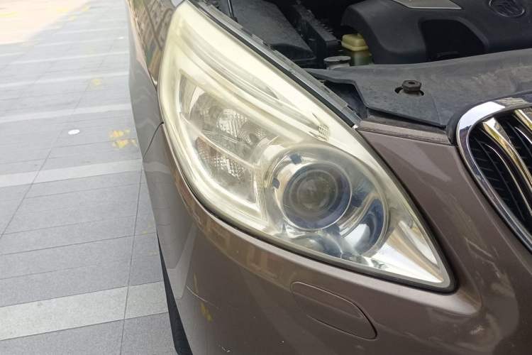 Used Buick GL8 2014 3.0L XT Luxury Business Flagship Edition Right Front Headlight