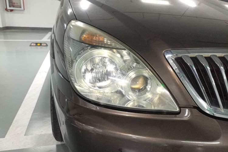 Used Buick GL8 2014 2.4L Classic Edition Right Front Headlight