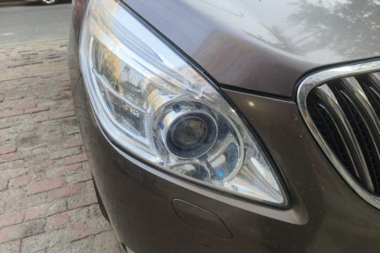 Used Buick GL8 2014 3.0L XT Luxury Business Flagship Edition Right Front Headlight