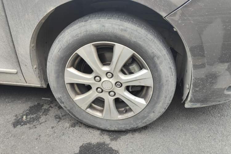Used Buick GL8 2014 3.0L GT Luxury Business Haoya Edition Right Front Wheel Hub
