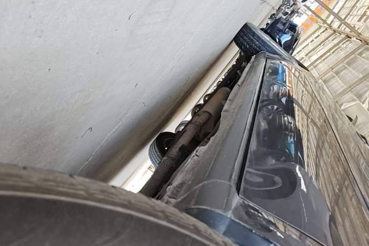 Used Buick GL8 2014 2.4L Classic Edition Right Side Sill