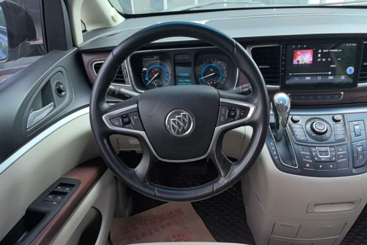 Used Buick GL8 2014 3.0L GT Luxury Business Haoya Edition Steering Wheel